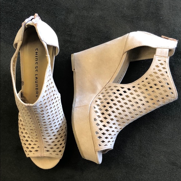 Chinese Laundry Shoes - Women’s Chinese Laundry wedges